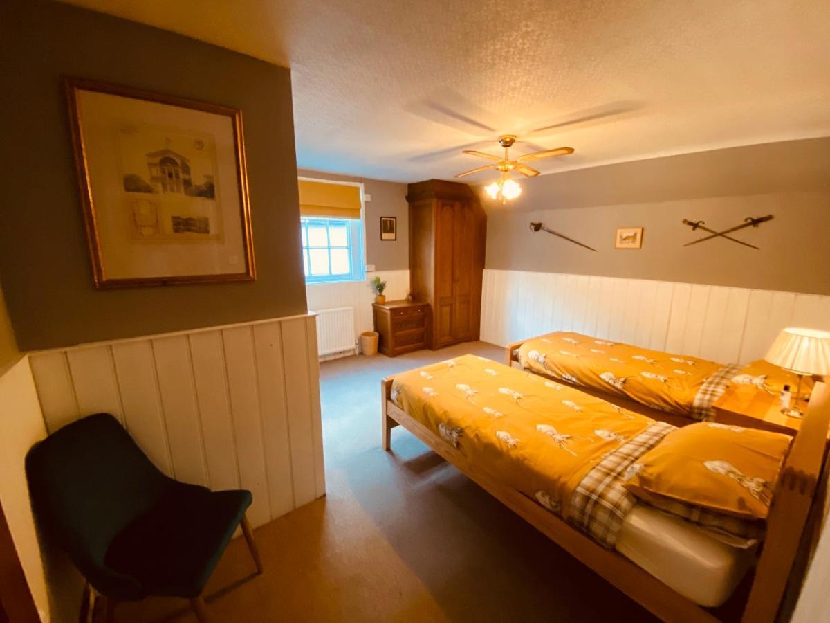 The Swan Inn Midhurst Quarto foto